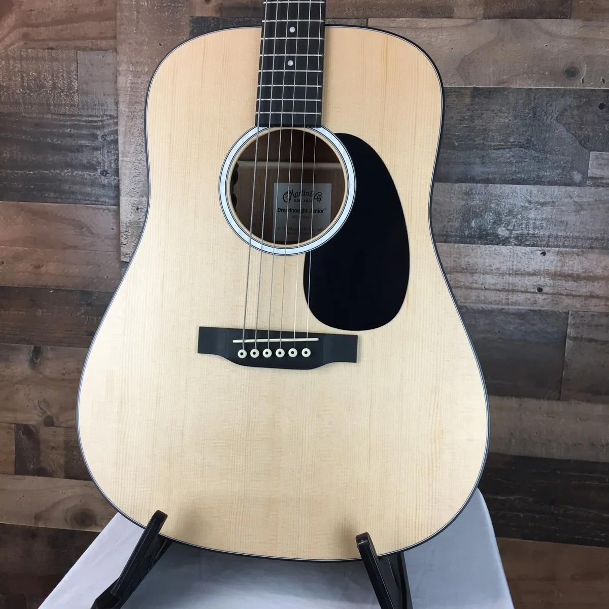 Martin DJr-10E-02 Acoustic/Electric with Gig Bag, Free Ship, 673