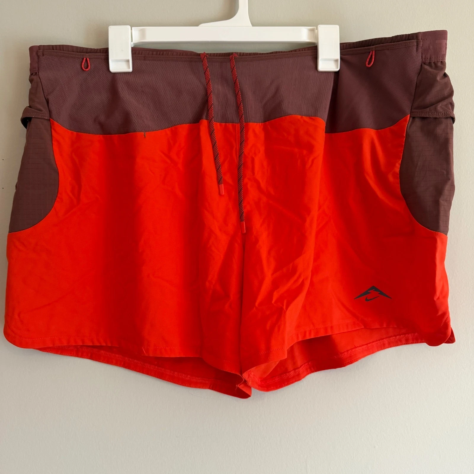 Nike HJ3572-633 Mens 2XL Trail Men Second Sunrise 5" Brief-Lined Running Shorts