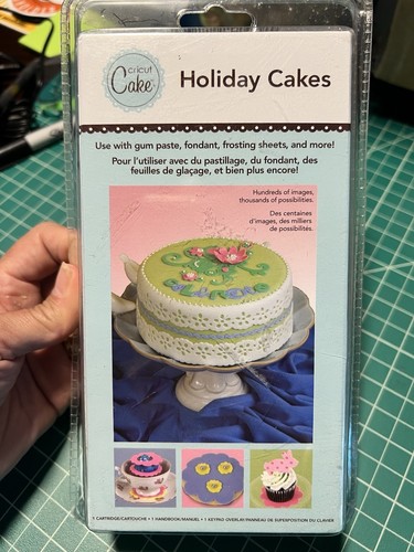 Cricut CAKE Mini Electronic Cutting Red Machine Cake Decorating w cartridge - Picture 7 of 8