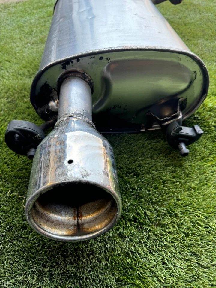 2007 - 2009 LEXUS ES350 3.5L RIGHT PASSENGER EXHAUST MUFFLER USED OEM 231966 - Image 3 of 4
