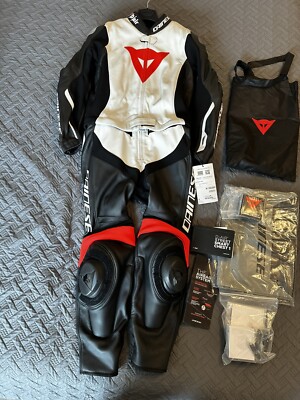 Dainese Avro D-Air Leather Racing Motorcycle 2PCS Suit Size 52