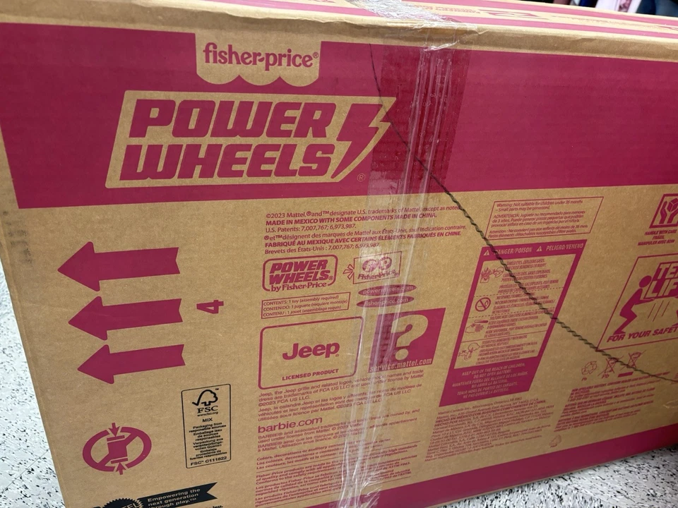 Fisher Price Power Wheels Barbie Jeep Wrangler Rosa Jeep Camión Luces Sonidos Nuevo Foto 2 de 4