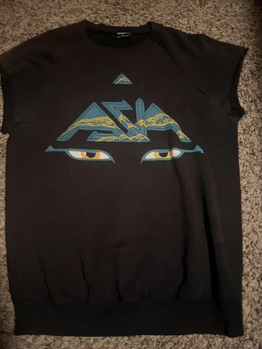 Vintage 1980s ASIA MTV Live From Tokyo Sleeveless Sweatshirt 1980s vintage concert t-shirt, vintage, size M, single stitch, B+ condition