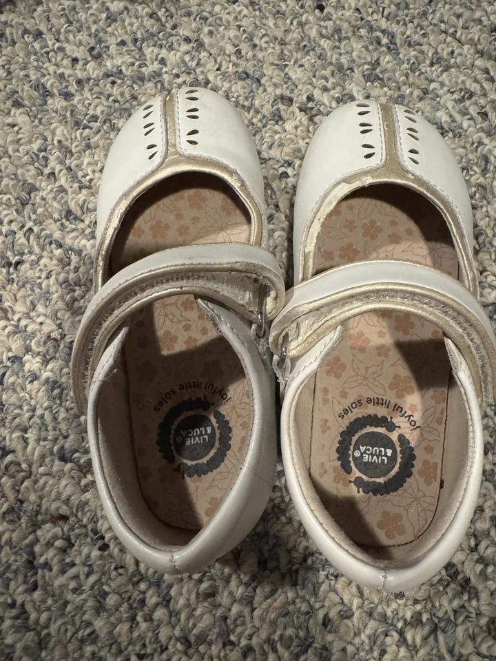 Livie& Luca white leather girl dress shoes size 10M - Image 2 of 4