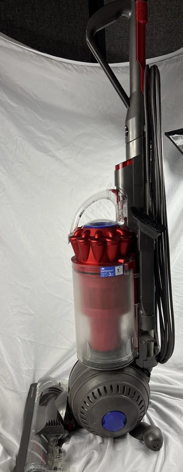 Dyson Ball DC41 Animal Complete RED Vacuum Cleaner NEW FILTERS READ DESC - Image 4 of 4