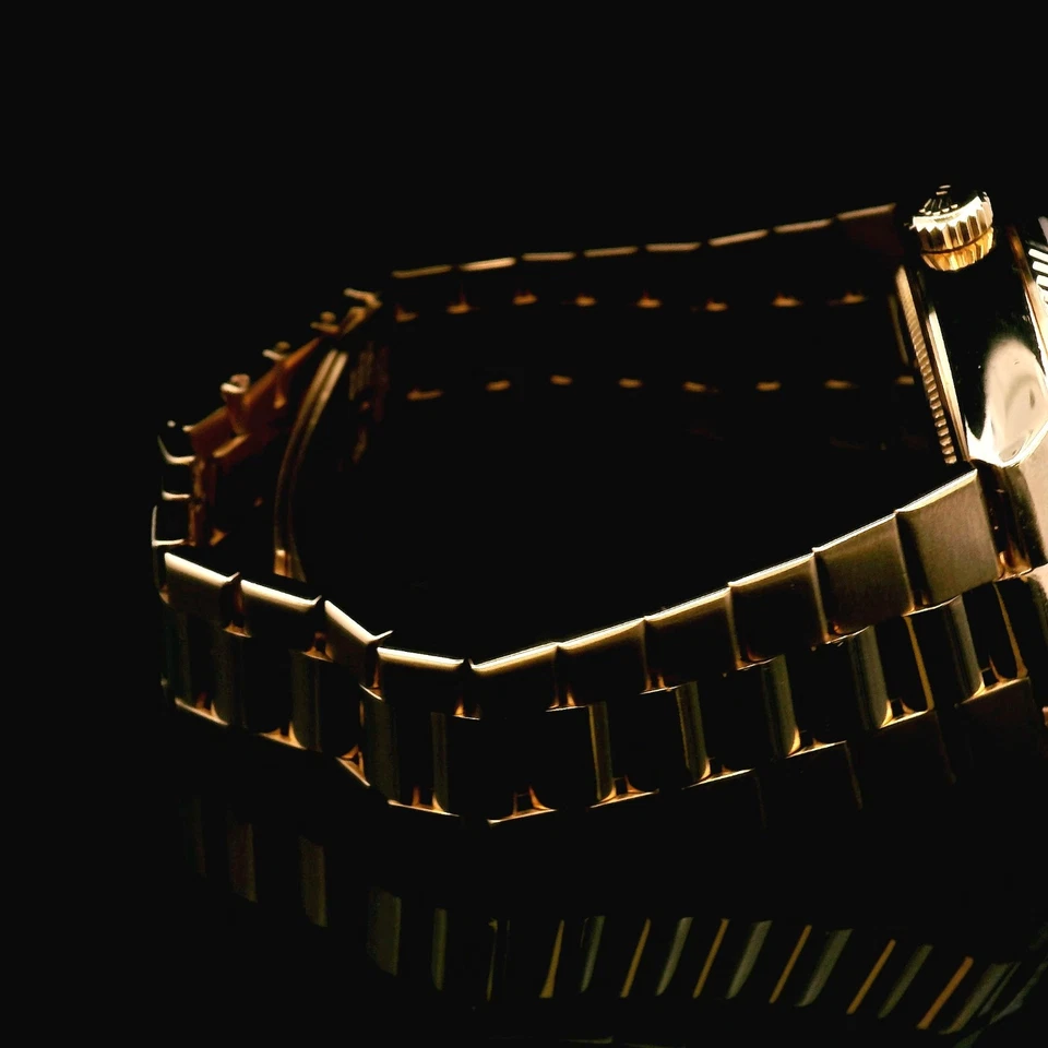 Vintage Rolex Day-Date OysterQuartz 19018 18k Yellow Gold Box 7" Wrist - Image 4 of 4