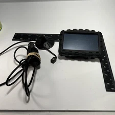 TomTom GO 730 - US & Canada Automotive Mountable