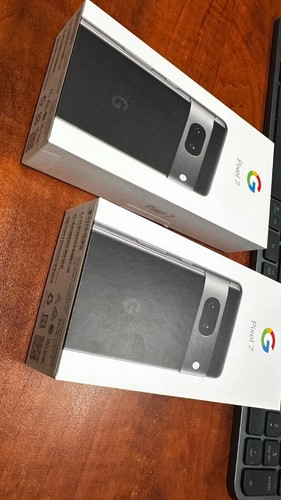 Google Pixel 7 - 128 Go - Noir (Désimlocké) (CA) - Photo 3 sur 3