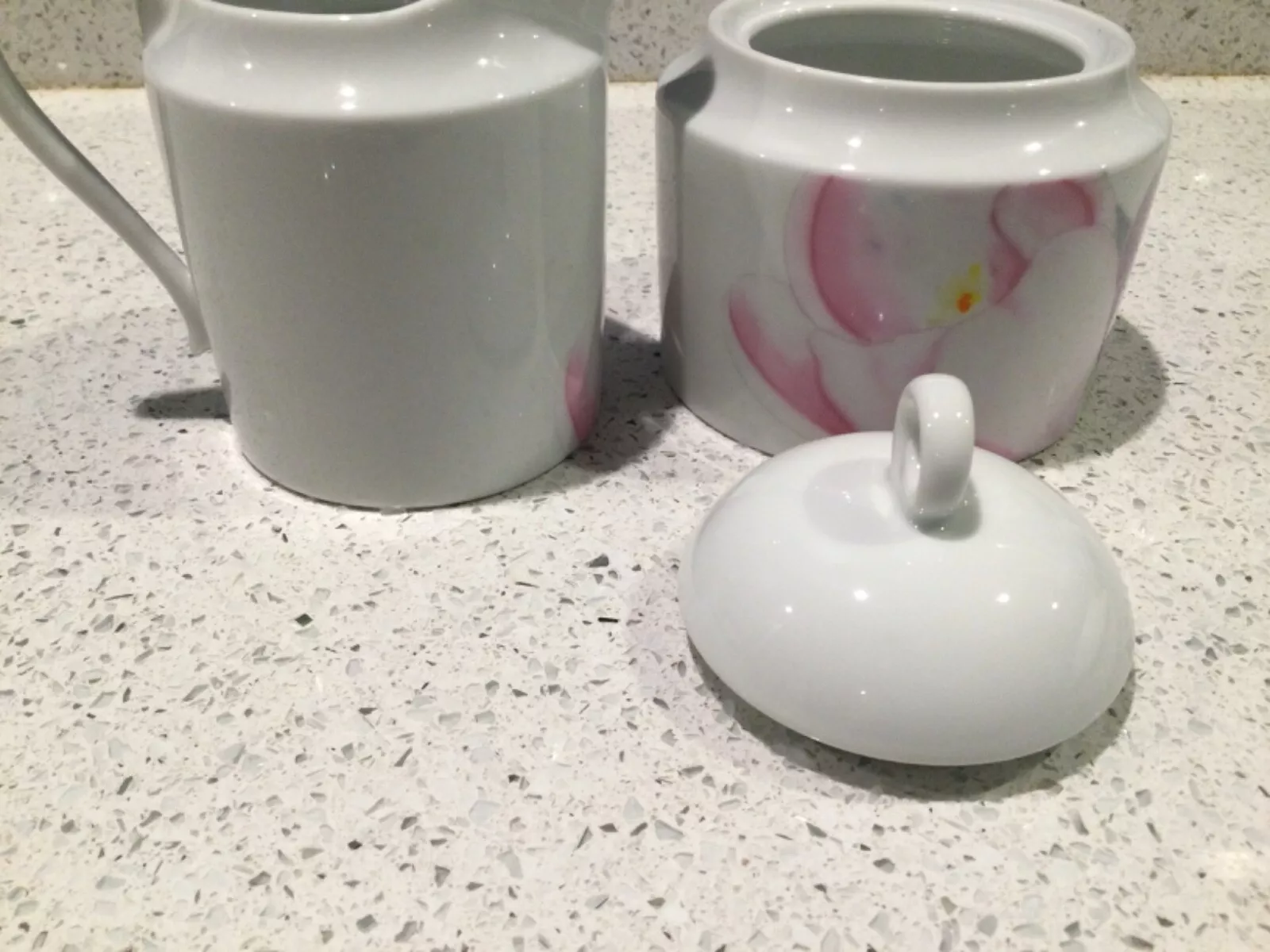 Picture 1 of 5