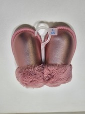 New Cat And Jack Girls Pink Metallic Faux Leather Slippers Size XL 6/7