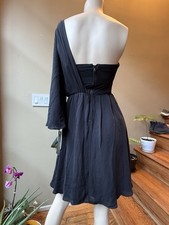 $396 Alice & Olivia One Shoulder Silk Chiffon Party Elegant Dress NWT Size 2