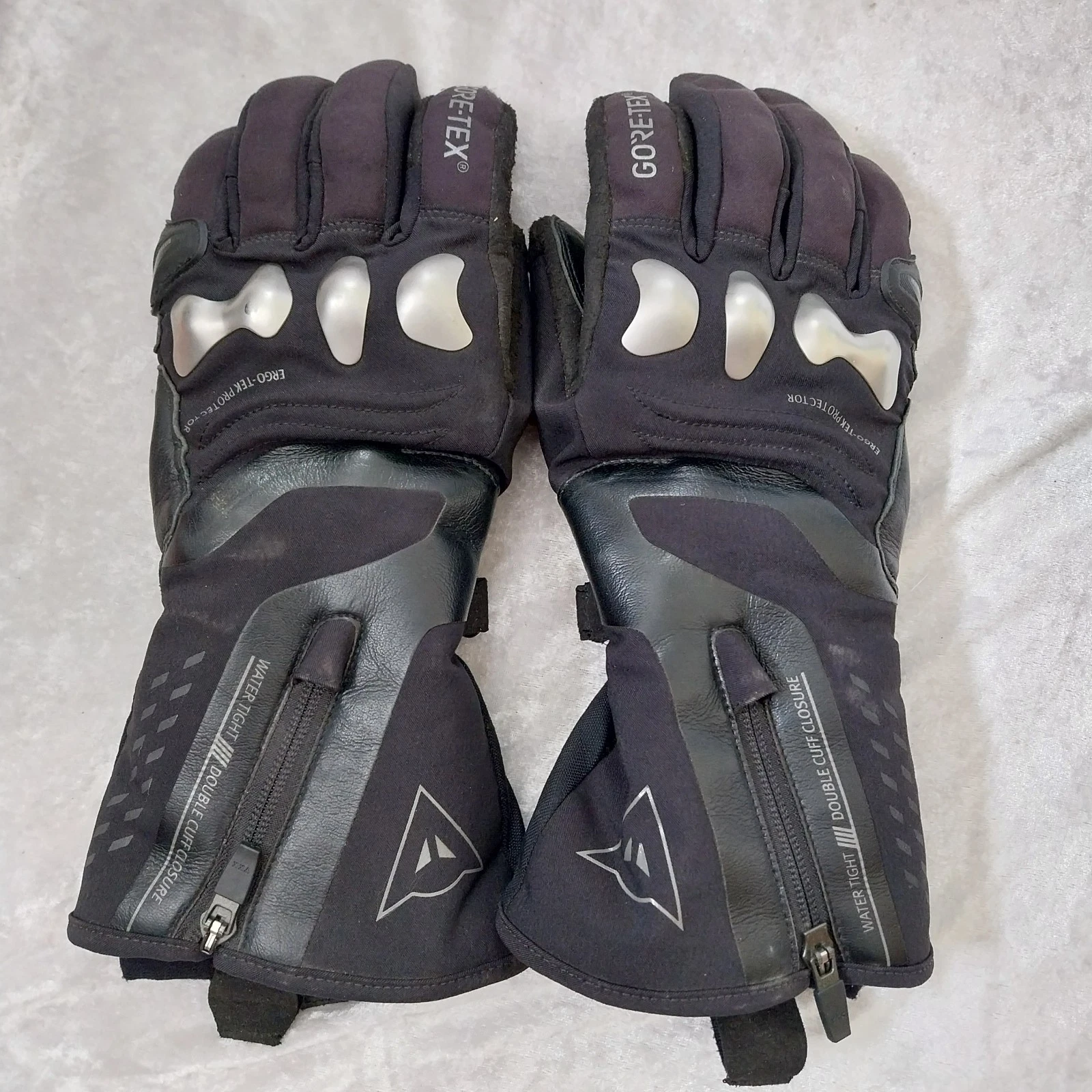 Dainese X-travel Goretex motorcycle motorbike Gloves SIZE 7.5 XS
Opens in a new window or tab