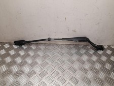 Wischarm Tesla MODEL 3 2022 vorne links 162168500A