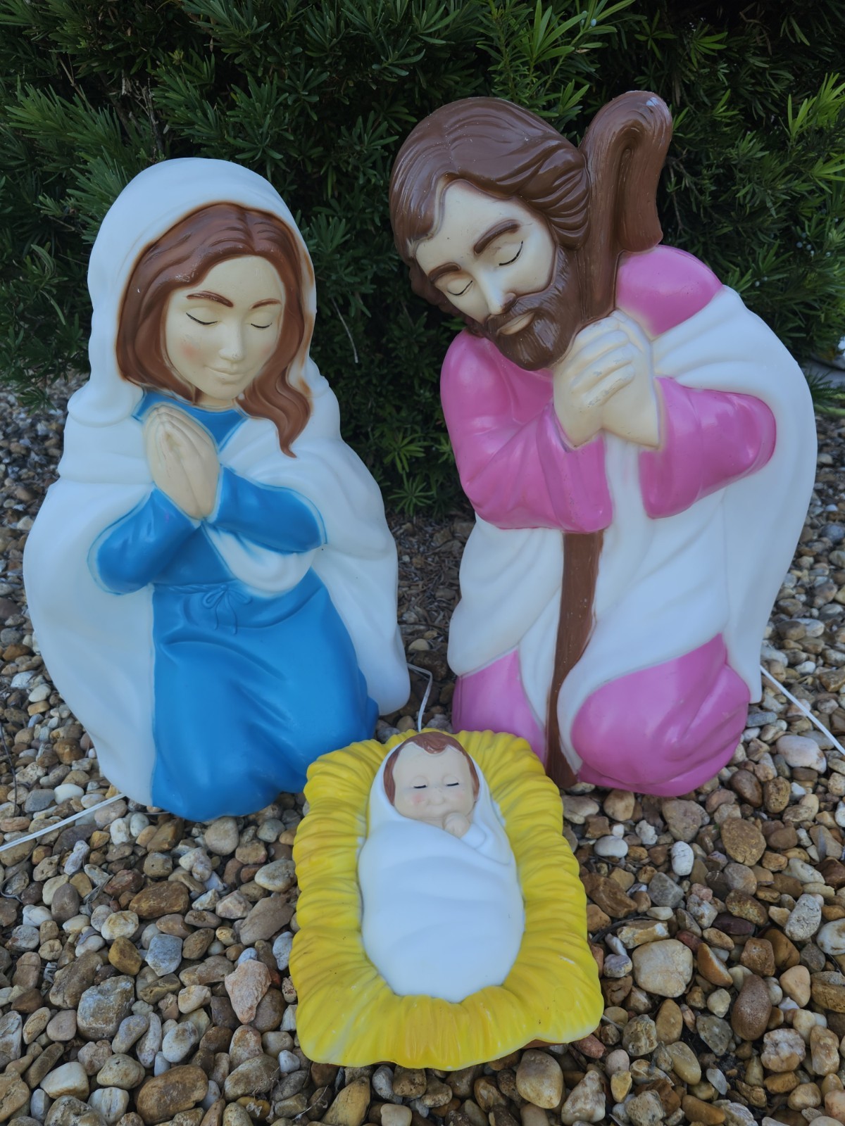 Vintage Mary,Joseph,Baby Jesus Nativity Set 27” BlowMold-Mary&Jesus Need Rewire