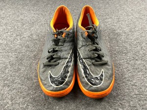 nike venom sneakers