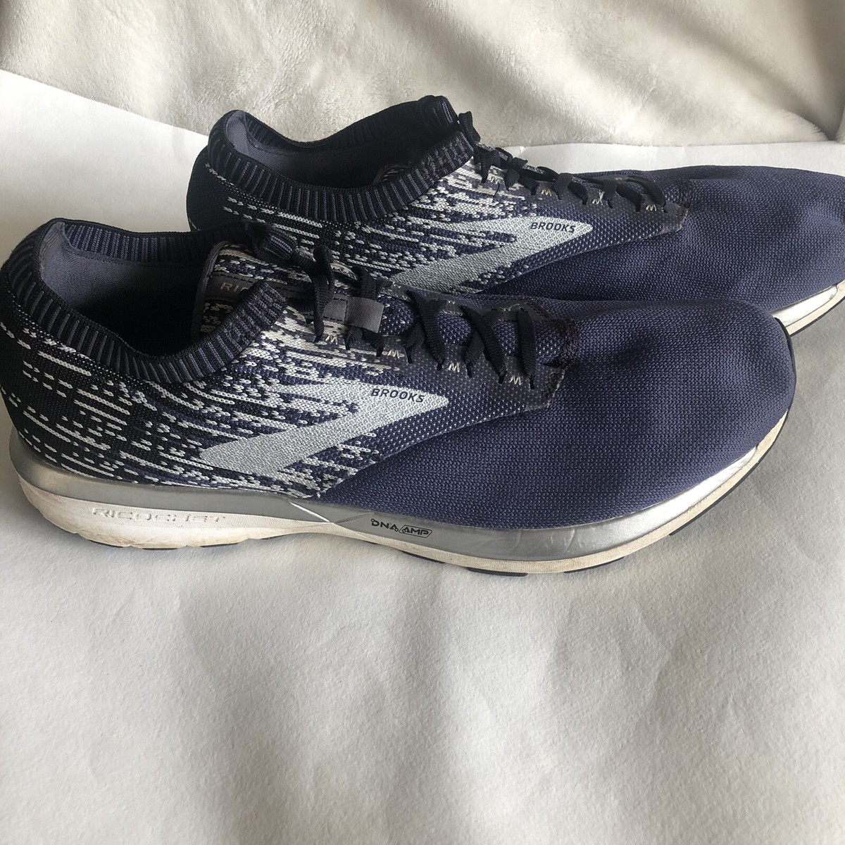 Brooks Ricochet Mens Running Shoes Gray Black DNA AMP Size 11.5 see Photos:Stain Road Trail Run: Brooks Running Ricochet Review main image 3