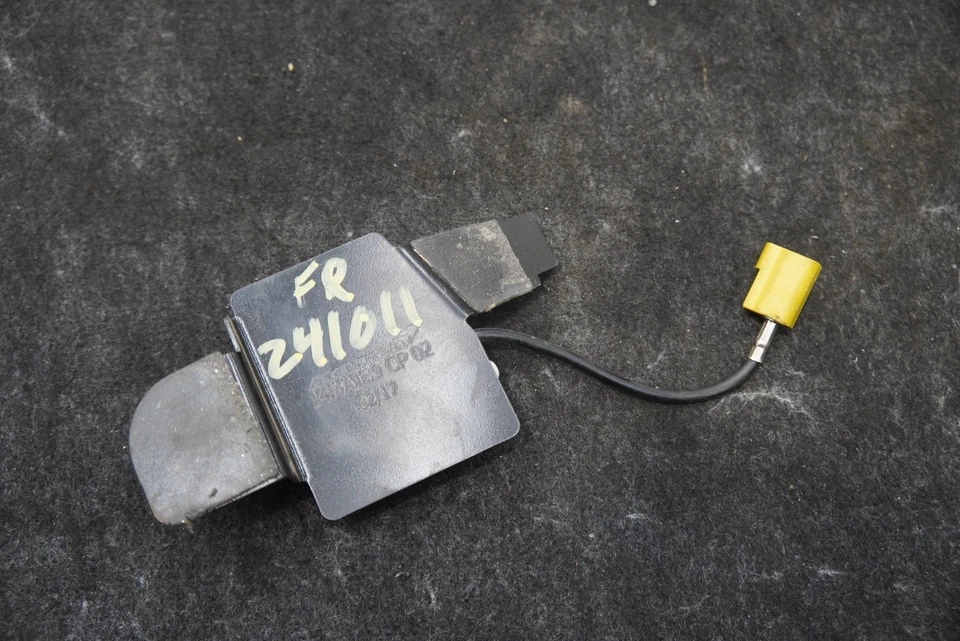 Unidad de módulo de control de antena de satélite 14M0251CP OEM McLaren 570S 2018 Foto 2 de 4