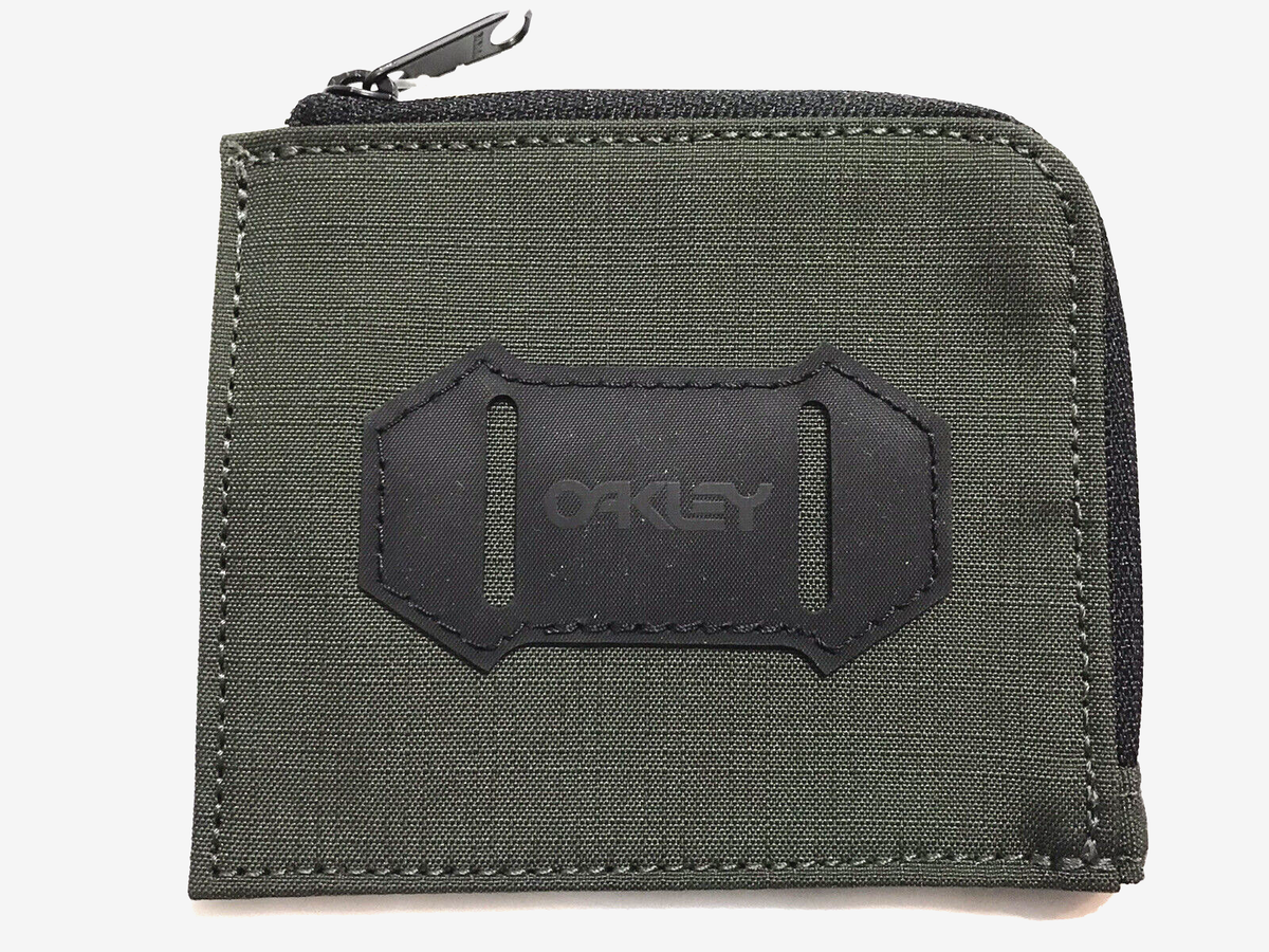 Oakley Street Wallet 2.0 Dark Brush Green Zippered Slim Compact