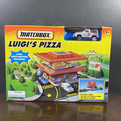 Matchbox 1997 Luigi’s Pizza Hut Play set  W/Mini Figure &amp; Delivery Vehicle-Rare