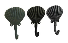 Zeckos Distressed Scallop Shell 3 Piece Coastal Cast Iron Wall Hook Set