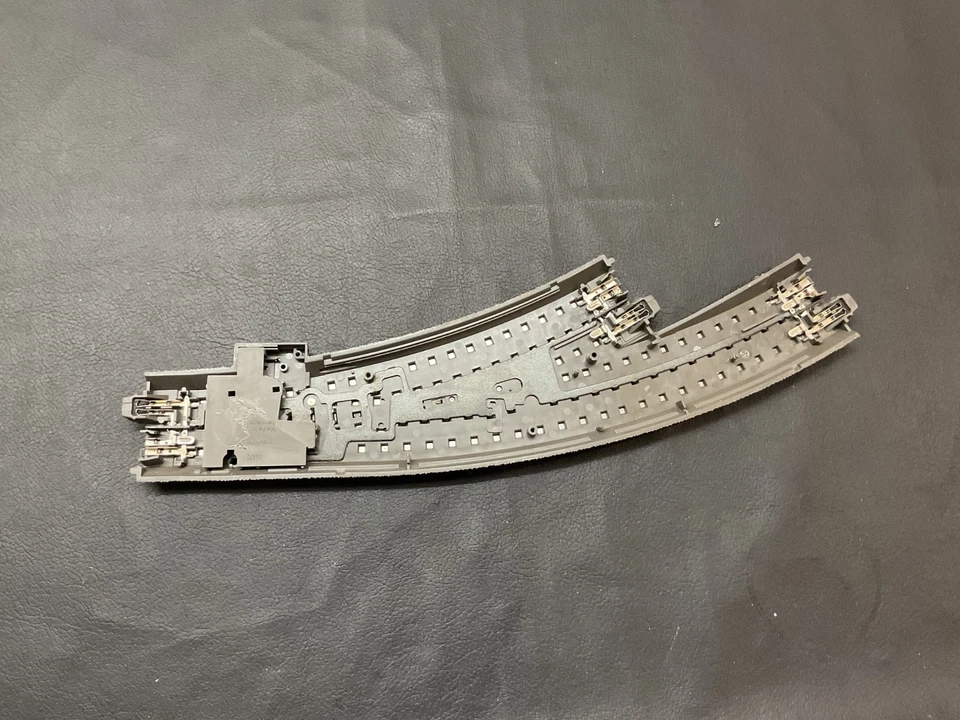 Marklin 3 x 24672 curved turnout points C track - Image 3 of 4