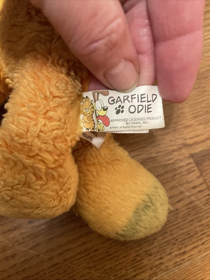 Vintage Aurora Plush Garfield - Image 3 of 3