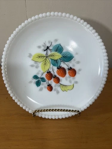 Vintage Westmoreland Hand Painted Beaded White Milk Glass Plate Strawberry 7.25”