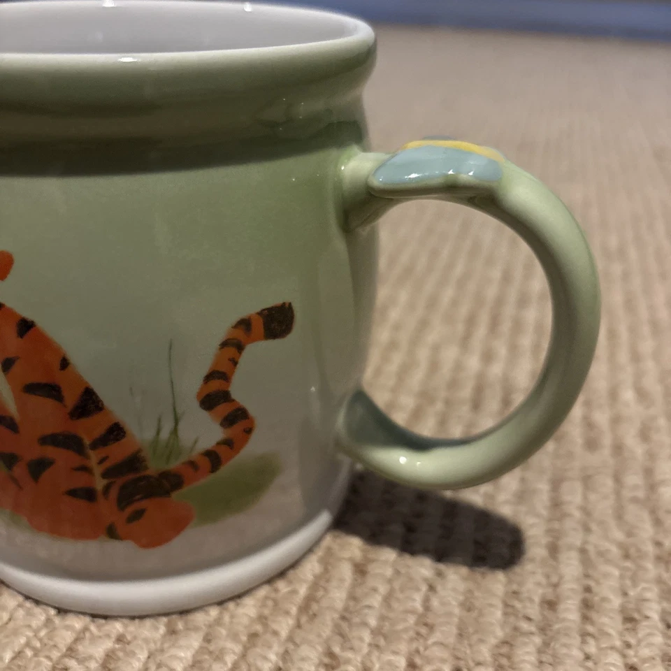 Taza de café de acuarela con mariposa Tigger de los parques de Disney taza de té RARA 20 OZ Foto 3 de 4