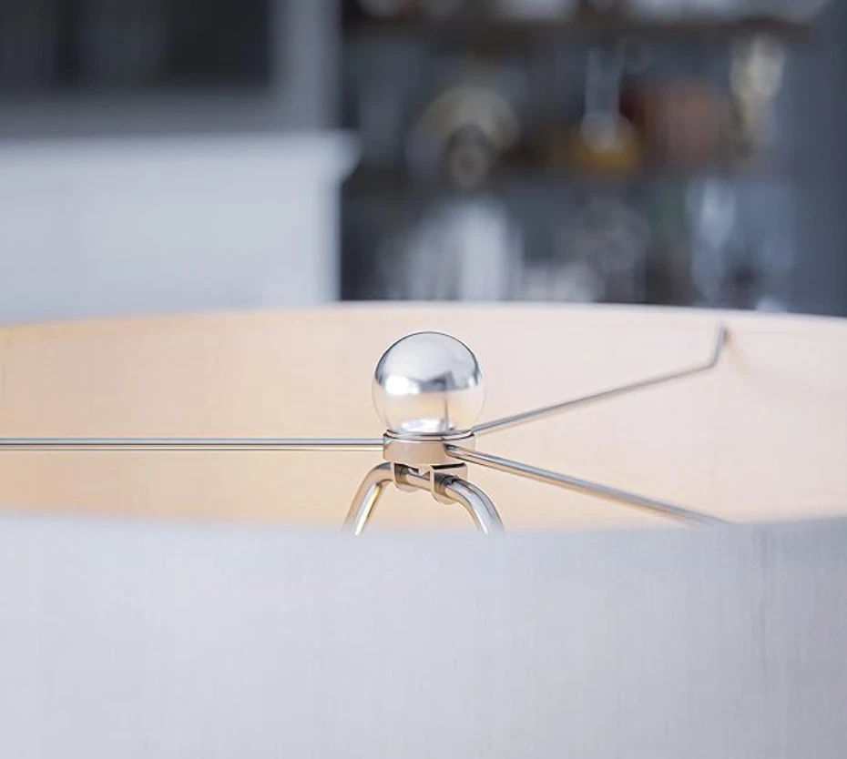 Lámpara de mesa Kenroy Home 35402GAL Huntsville metal galvanizado bronce frotado con aceite Foto 4 de 4