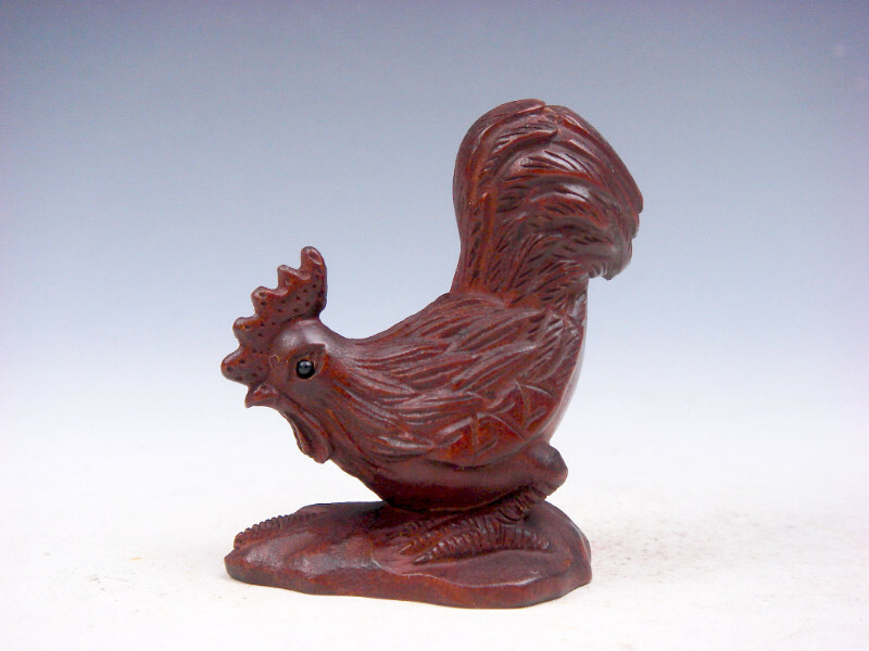 Boxwood Hand Carved Japanese Netsuke Sculpture Rooster Looks For
