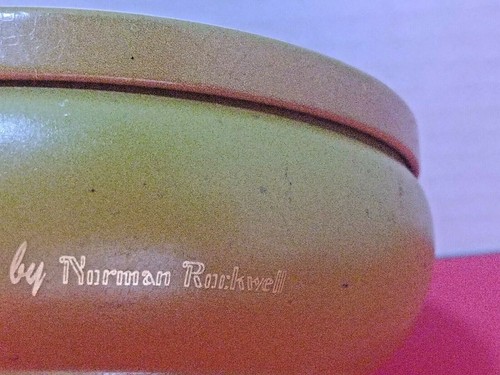Norman Rockwell 5" Tin Container The Saturday Evening Post 'Little Spooners' - Picture 5 of 5