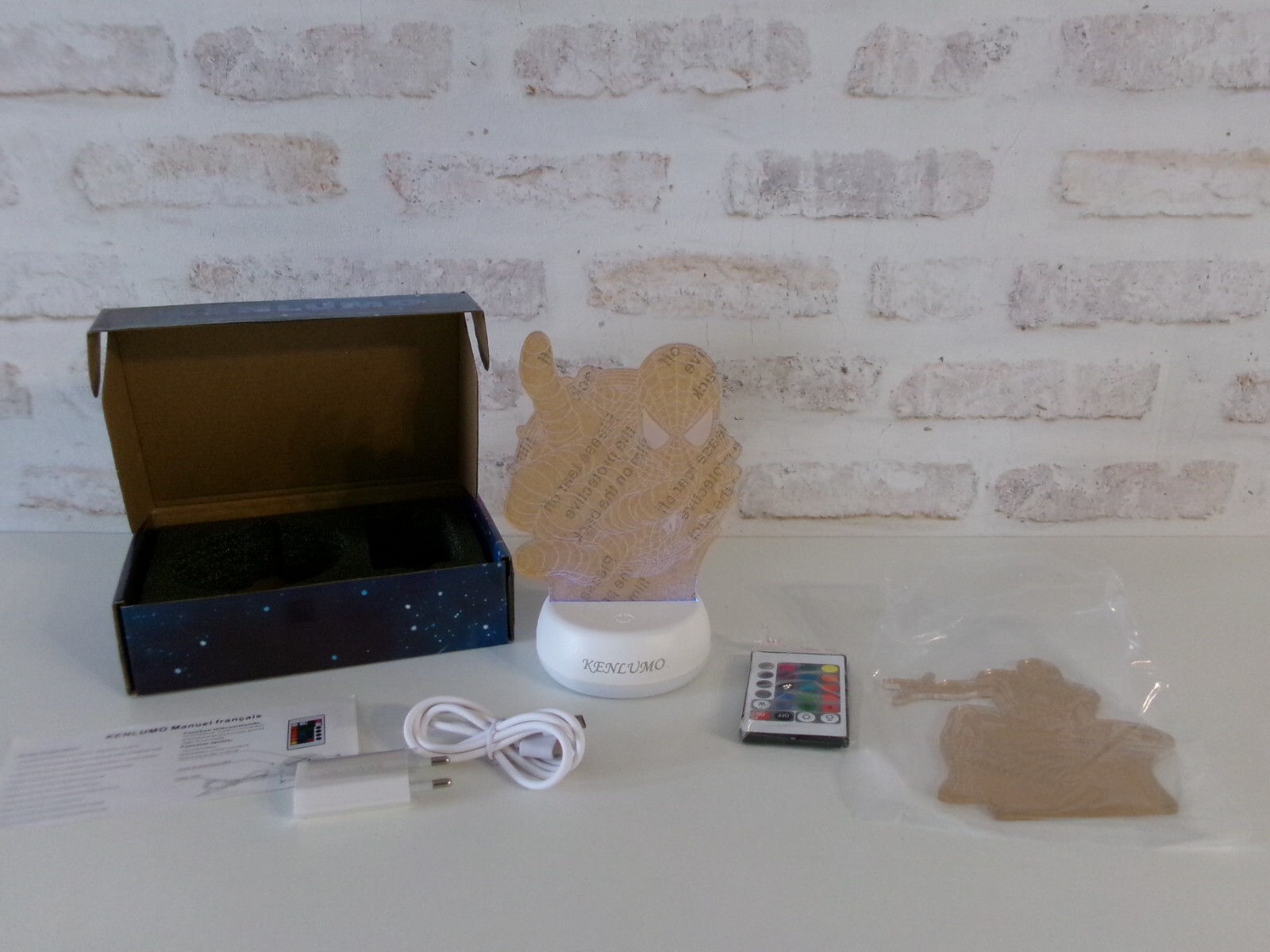 Veilleuse Spiderman 3D : Le Cadeau Parfait pour Enfant