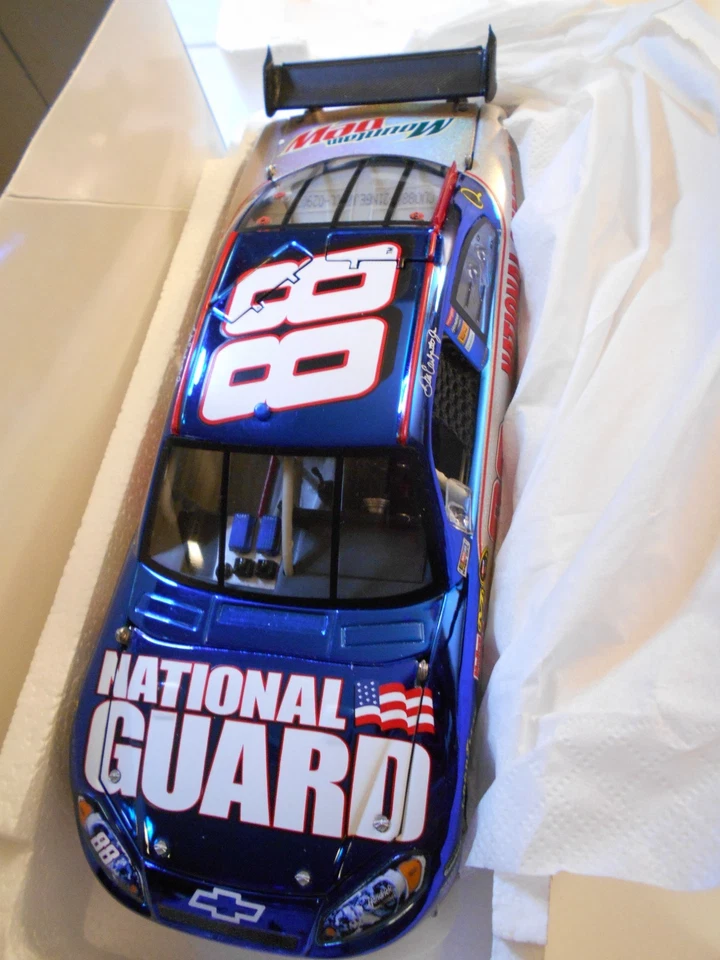Dale Earnhardt Jr. #88 国民警卫队 2008 Impala Motorsports 正品 — 第 2/4 张图片
