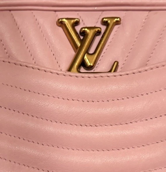 Bolso Bandolera/Hombro Louis Vuitton Rosa New Wave Cuero con Correa de Cadena Foto 2 de 4