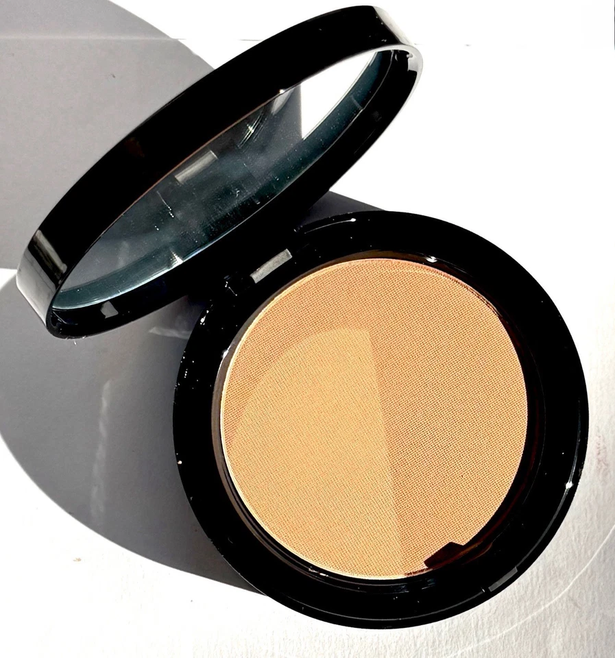 Bobbi Brown Bronzing Powder Golden Light 8g - Bild 4 von 4