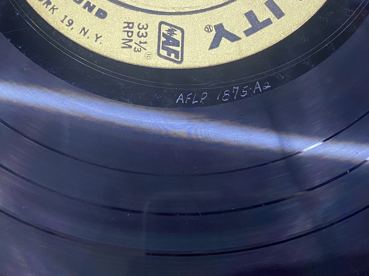 V.A.(ANDY SMITH) /The Document US盤 2LP LmpwZw.jpeg