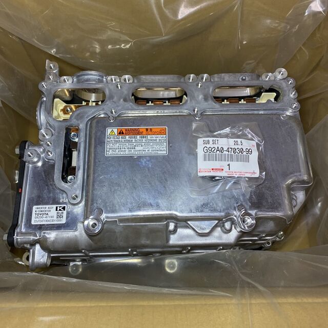 トヨタ 30プリウス インバーターアッシー G9200-49025