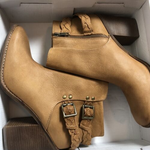 Steve Madden Bootie 10 Brown Tender Braided Strap Ankle Boot Women’s NIB - Picture 3 of 12