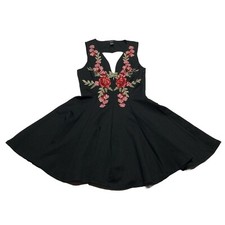 Forever 21 Black Floral Embroidered Sleeveless Fit & Flare Mini Dress Juniors M