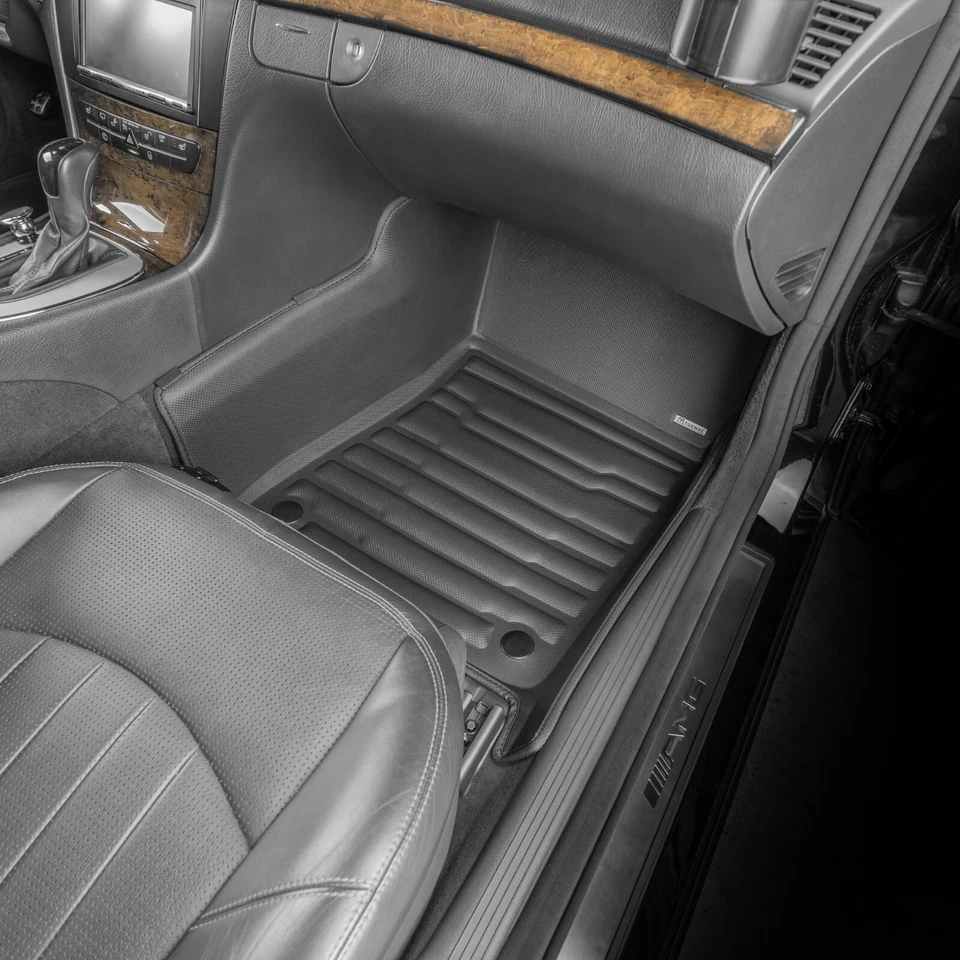 TuxMat Custom Floor Mats for Mercedes-Benz E-Class - 2005-2009 - Full Set Foto 3 de 4