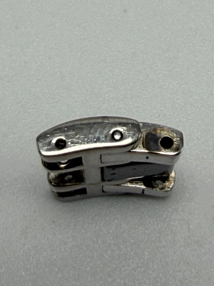 Bulova Reloj Hombre Eslabón Tiene Cristales 98C005 22MM Usado Negro Plata Foto 3 de 4