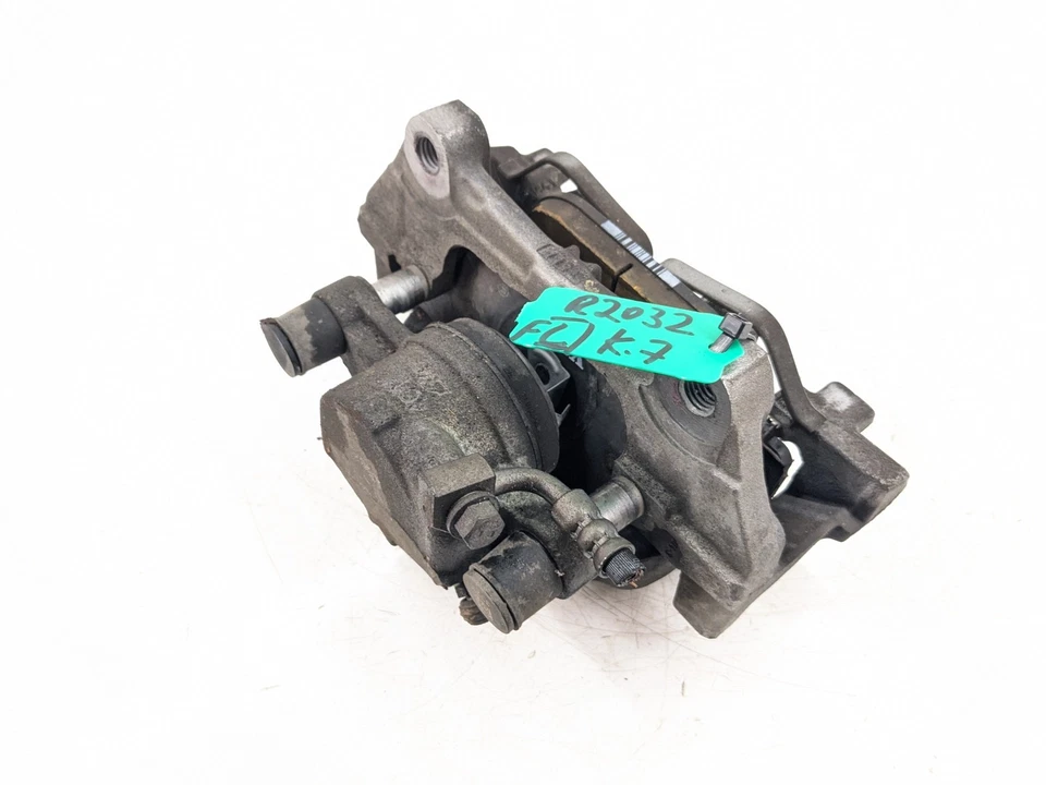 PINZA FRENO DELANTERO IZQUIERDO PASAJERO VOLVO XC60 MK2 32373383 2024 Foto 4 de 4