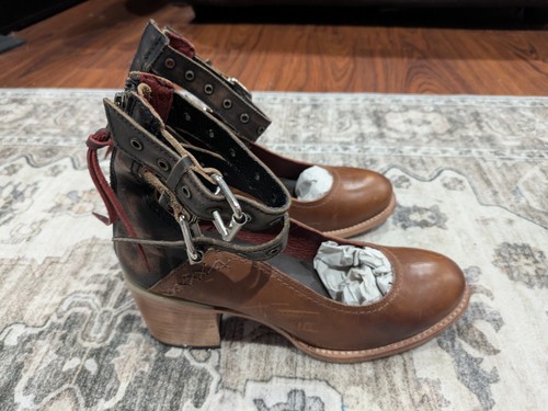Freebird by Steven Candella Womens Leather Heels Size 10