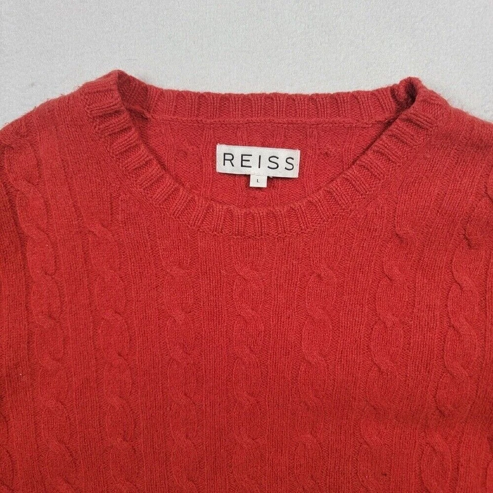 Suéter para mujer Reiss 100 % lana de cordero tejido con cable talla grande rojo cuello redondo Foto 4 de 4