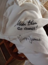 AUTOGRAPHED SHIRT UNIVERSITY OF WASHINGTON COACH DON JAMES & WSU'S  MIKE PRICE