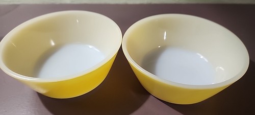 Vintage 5” Fire King Anchor Hocking Bright Yellow Bowls.Set Of 2 Ice Cream Bowls - Picture 2 of 9