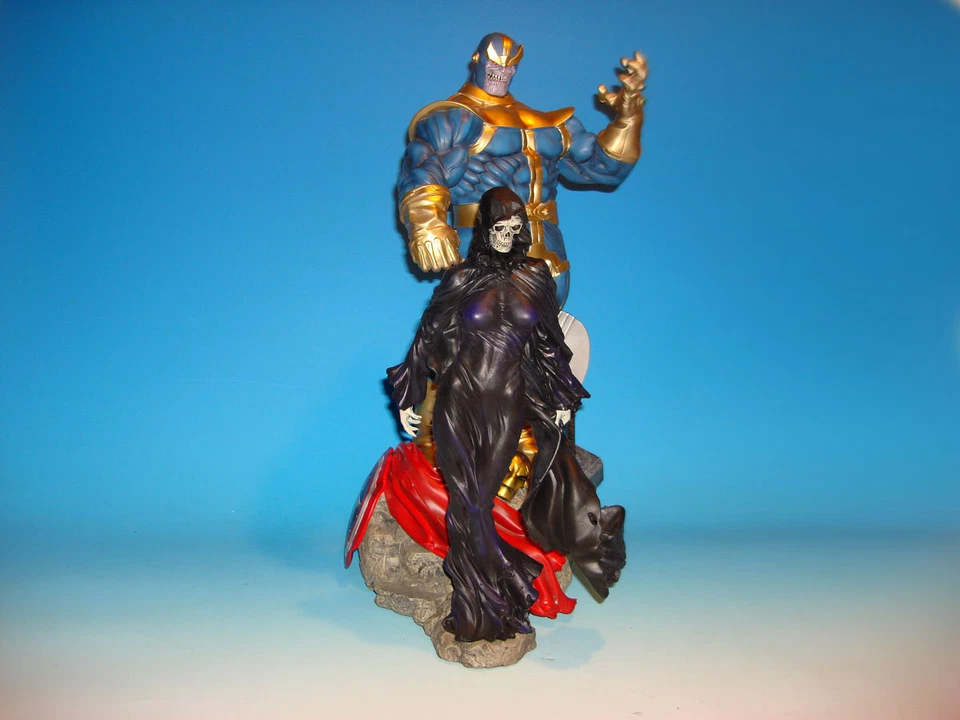 Sideshow Thanos & Mistress Death 独家迪奥玛雕像漫威样品 — 第 3/4 张图片
