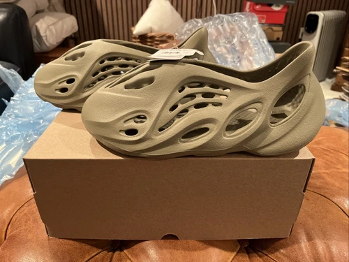 Yeezy Foam Runner Stone Salt UK11