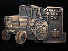 QH03110 VINTAGE 1970s  INTERNATIONAL HARVESTER  TRACTOR COMPANY BELT BUCKLE