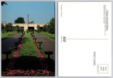 Harry S. Truman Library & Museum Gravesites Independence MO Postcard JMCO